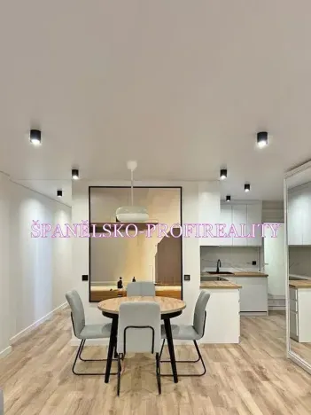 Prodej bytu 3+kk, Torrevieja, Španělsko, Calle Concordia, 85 m2