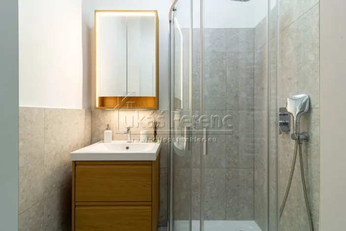 Pronájem bytu 2+kk, Praha - Bubeneč, Lotyšská, 63 m2