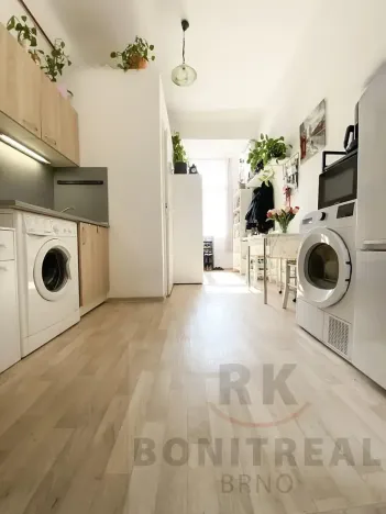 Pronájem bytu 1+1, Brno, Eimova, 38 m2