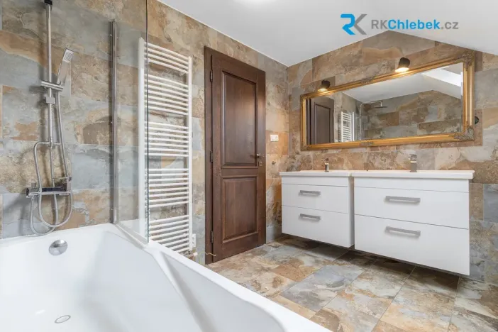 Prodej rodinného domu, Malenovice, 150 m2