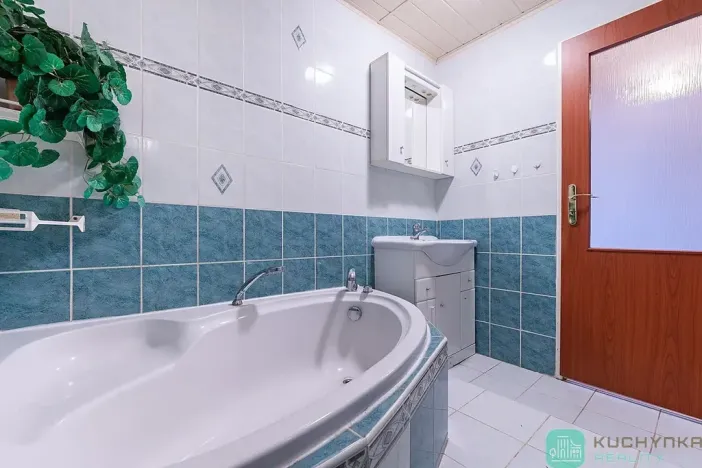 Prodej bytu 2+1, Bílina, Sídliště Za Chlumem, 65 m2