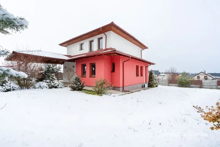 Pronájem rodinného domu, Šestajovice, Sukova, 204 m2