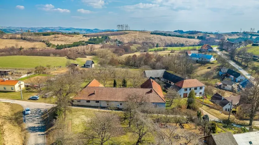 Prodej zemědělské usedlosti, Radonín, 185 m2