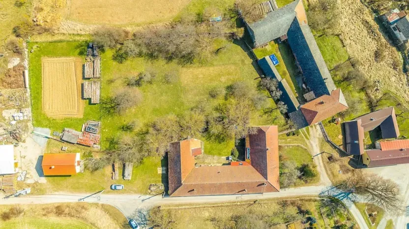 Prodej zemědělské usedlosti, Radonín, 185 m2