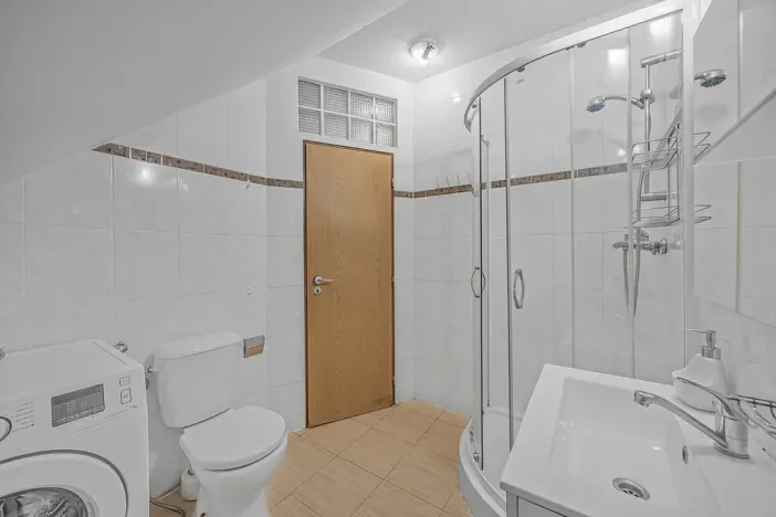 Prodej bytu 3+1, Teplice, U Hadích lázní, 73 m2