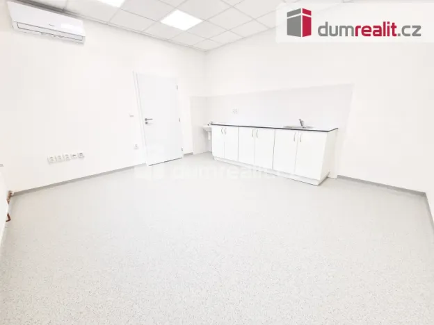 Pronájem komerční nemovitosti, Most, J. A. Komenského, 40 m2