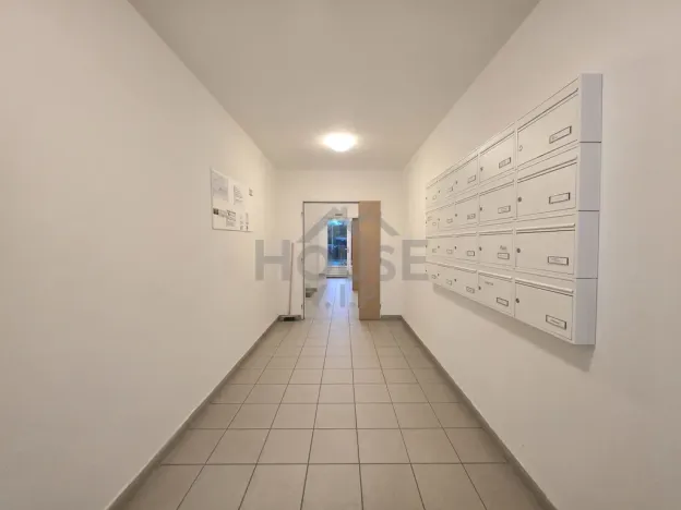 Pronájem bytu 2+kk, Praha - Horní Měcholupy, Boloňská, 65 m2