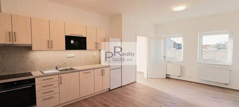 Prodej bytu 2+kk, Hevlín, 56 m2