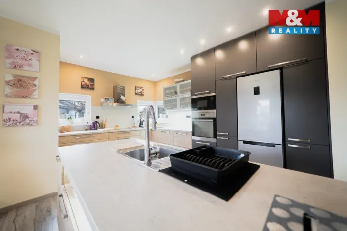 Prodej rodinného domu, Břeclav, Kobzíkova, 156 m2