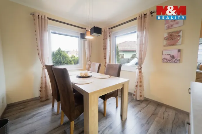 Prodej rodinného domu, Břeclav, Kobzíkova, 156 m2