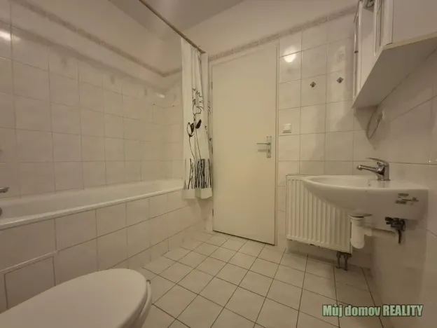 Pronájem bytu 2+1, Praha - Letňany, Zlonická, 48 m2