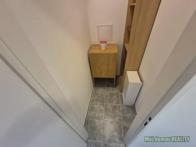 Pronájem bytu 2+1, Praha - Letňany, Zlonická, 48 m2