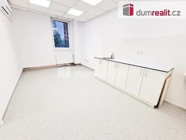 Pronájem ordinace, Most, J. A. Komenského, 40 m2