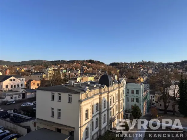 Pronájem bytu 2+kk, Jablonec nad Nisou, Komenského, 55 m2