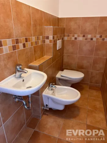 Pronájem bytu 2+kk, Jablonec nad Nisou, Komenského, 55 m2