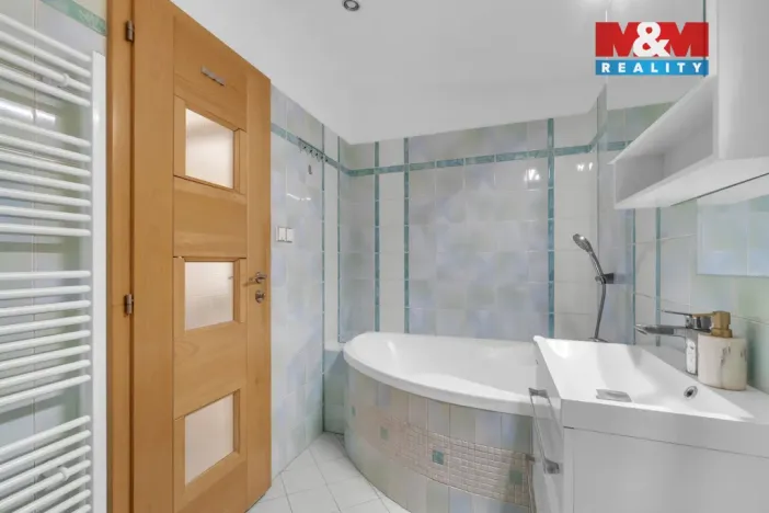 Prodej rodinného domu, Dašice - Pod Dubem, 100 m2