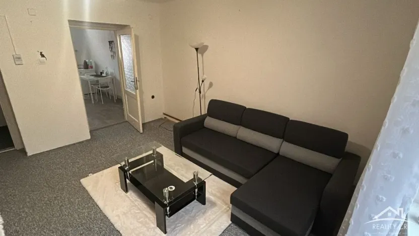 Pronájem bytu 2+1, Jihlava, Erbenova, 58 m2