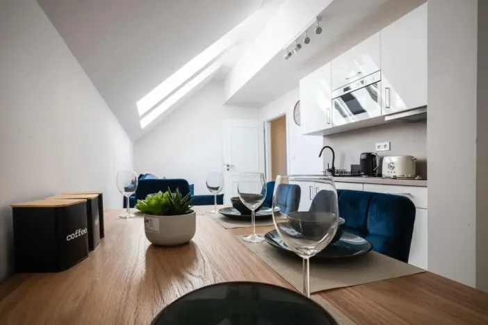 Pronájem bytu 3+kk, Praha - Nové Město, Biskupská, 50 m2