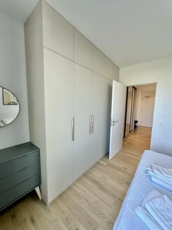 Pronájem bytu 2+kk, Praha - Karlín, Sokolova, 67 m2