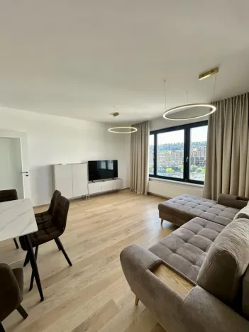 Pronájem bytu 2+kk, Praha - Karlín, Sokolova, 67 m2