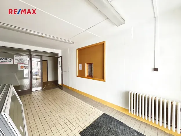 Prodej komerční nemovitosti, Kraslice, Palackého, 1800 m2