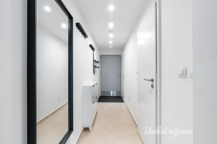 Pronájem bytu 2+kk, Praha - Lochkov, U sladovny, 63 m2