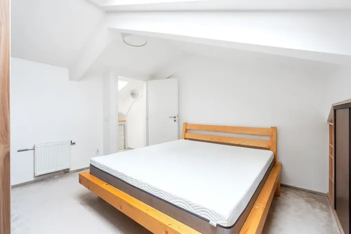 Pronájem bytu 2+kk, Praha - Lochkov, U sladovny, 63 m2