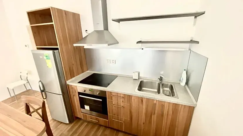Pronájem bytu 1+kk, Brno, Přadlácká, 31 m2