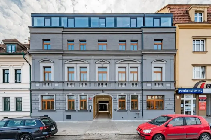 Pronájem bytu 2+kk, Praha - Břevnov, Bělohorská, 111 m2