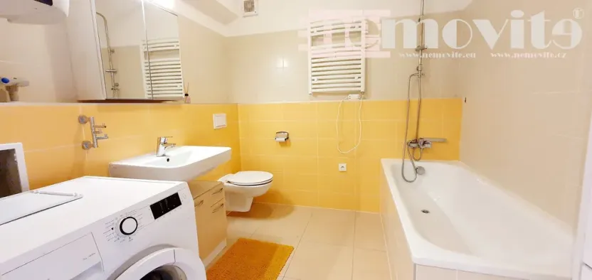 Prodej bytu 2+kk, Jesenice, Na Okruhu, 62 m2