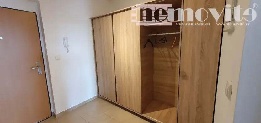 Prodej bytu 2+kk, Jesenice, Na Okruhu, 62 m2