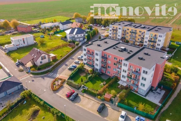 Prodej bytu 2+kk, Jesenice, Na Okruhu, 62 m2