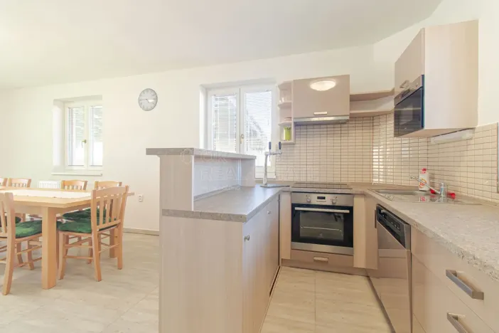 Prodej ubytování, Horní Stropnice - Chlupatá Ves, 288 m2