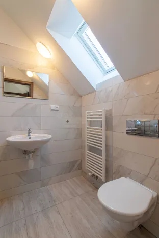 Prodej ubytování, Horní Stropnice - Chlupatá Ves, 288 m2