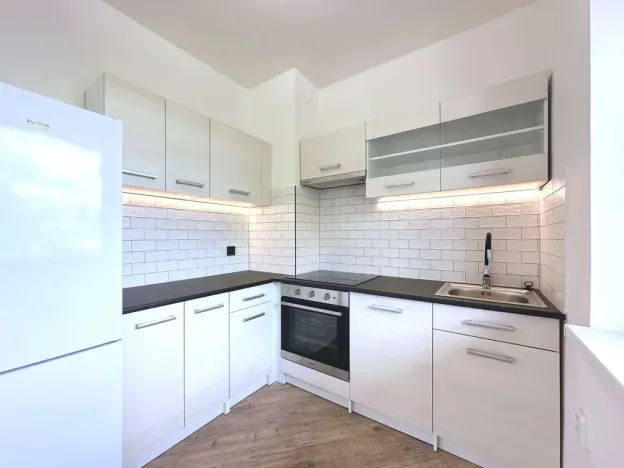 Pronájem bytu 2+kk, Praha - Nusle, Mojmírova, 59 m2