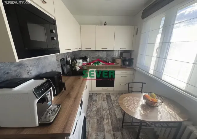 Prodej bytu 3+1, Teplice - Řetenice, Duchcovská, 70 m2