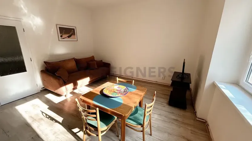 Pronájem bytu 1+kk, Praha, Na hroudě, 36 m2