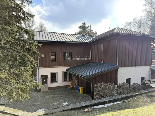 Prodej vícegeneračního domu, Smržovka, 520 m2