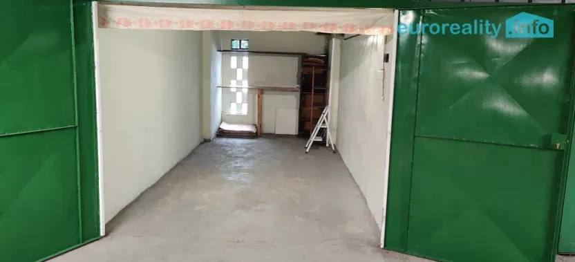Pronájem garáže, Kladno - Kročehlavy, Bellevue, 16 m2