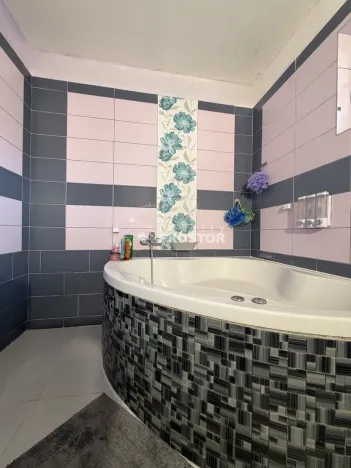 Prodej vícegeneračního domu, Ledčice, 149 m2