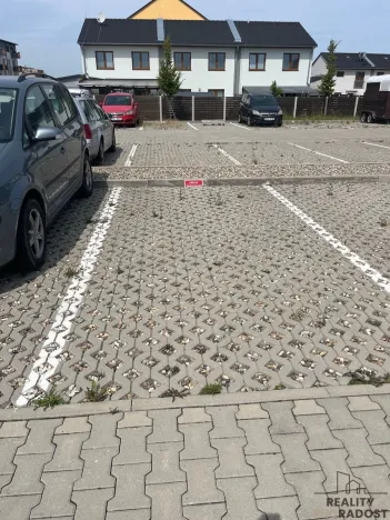 Prodej garážového stání, Chýně, Uherova, 13 m2