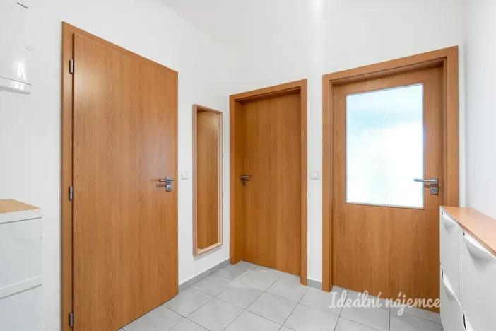 Pronájem bytu 2+kk, Chýně, Bolzanova, 52 m2