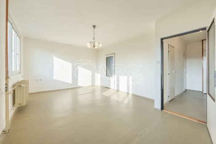 Prodej bytu 3+1, Netvořice, Sídliště II., 73 m2