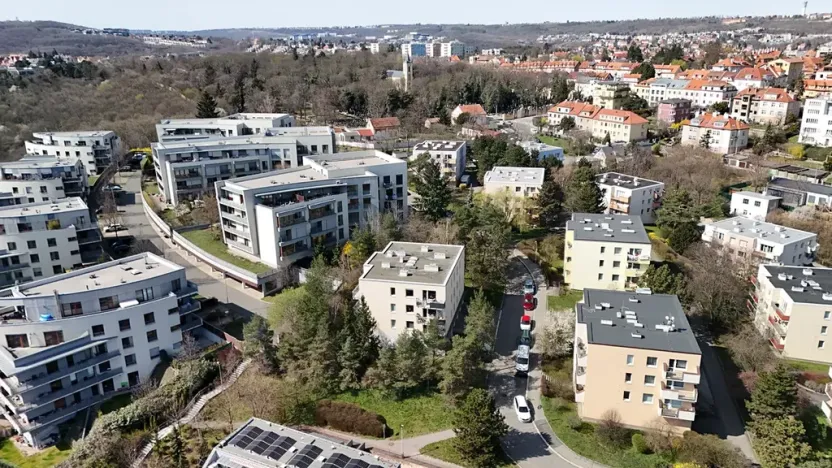 Prodej garáže, Praha - Smíchov, Štorkánova, 17 m2