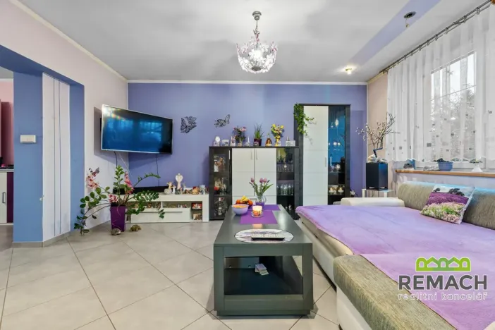 Prodej rodinného domu, Zlechov, 195 m2