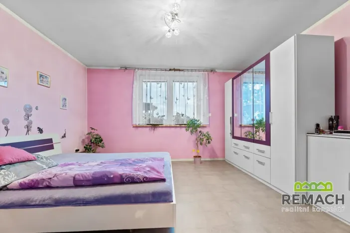 Prodej rodinného domu, Zlechov, 195 m2