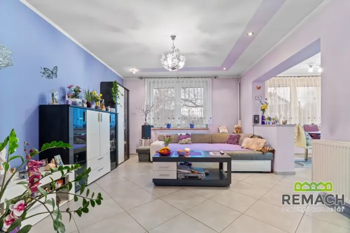 Prodej rodinného domu, Zlechov, 195 m2