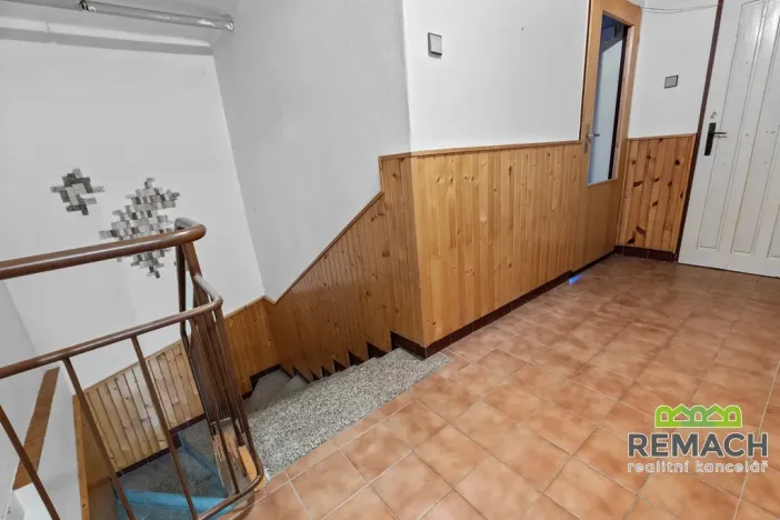 Prodej rodinného domu, Zlechov, 195 m2