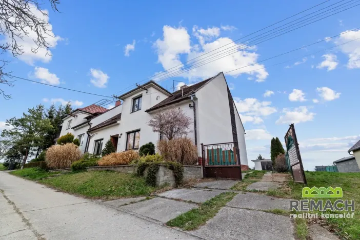 Prodej rodinného domu, Zlechov, 195 m2