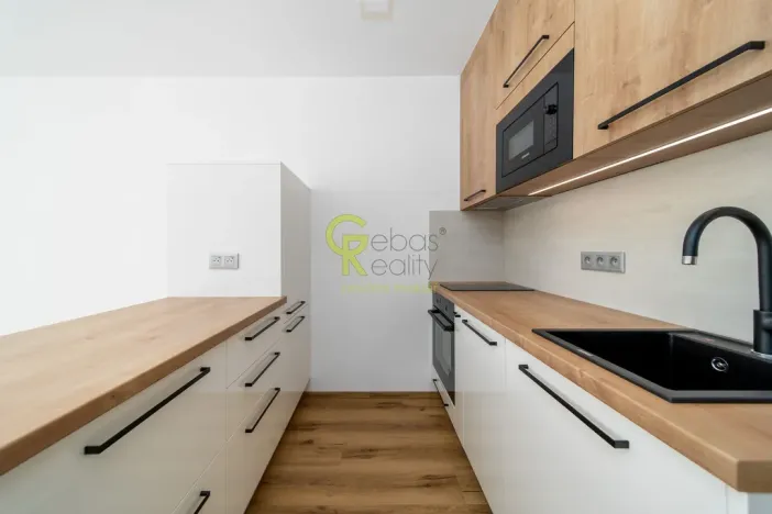 Pronájem bytu 1+kk, Praha - Hodkovičky, Pod lysinami, 30 m2